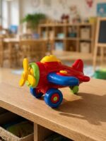 اسباب بازی هواپیمای کودک رنگی (3)